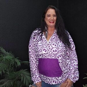 Purple Skull Print Women's Hoodie with front pocket